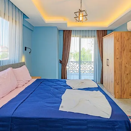Willa Soeguet 3 - 4 Bedroom With Jacuzzi In