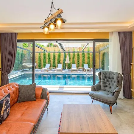 Willa Soeguet 3 - 4 Bedroom With Jacuzzi In